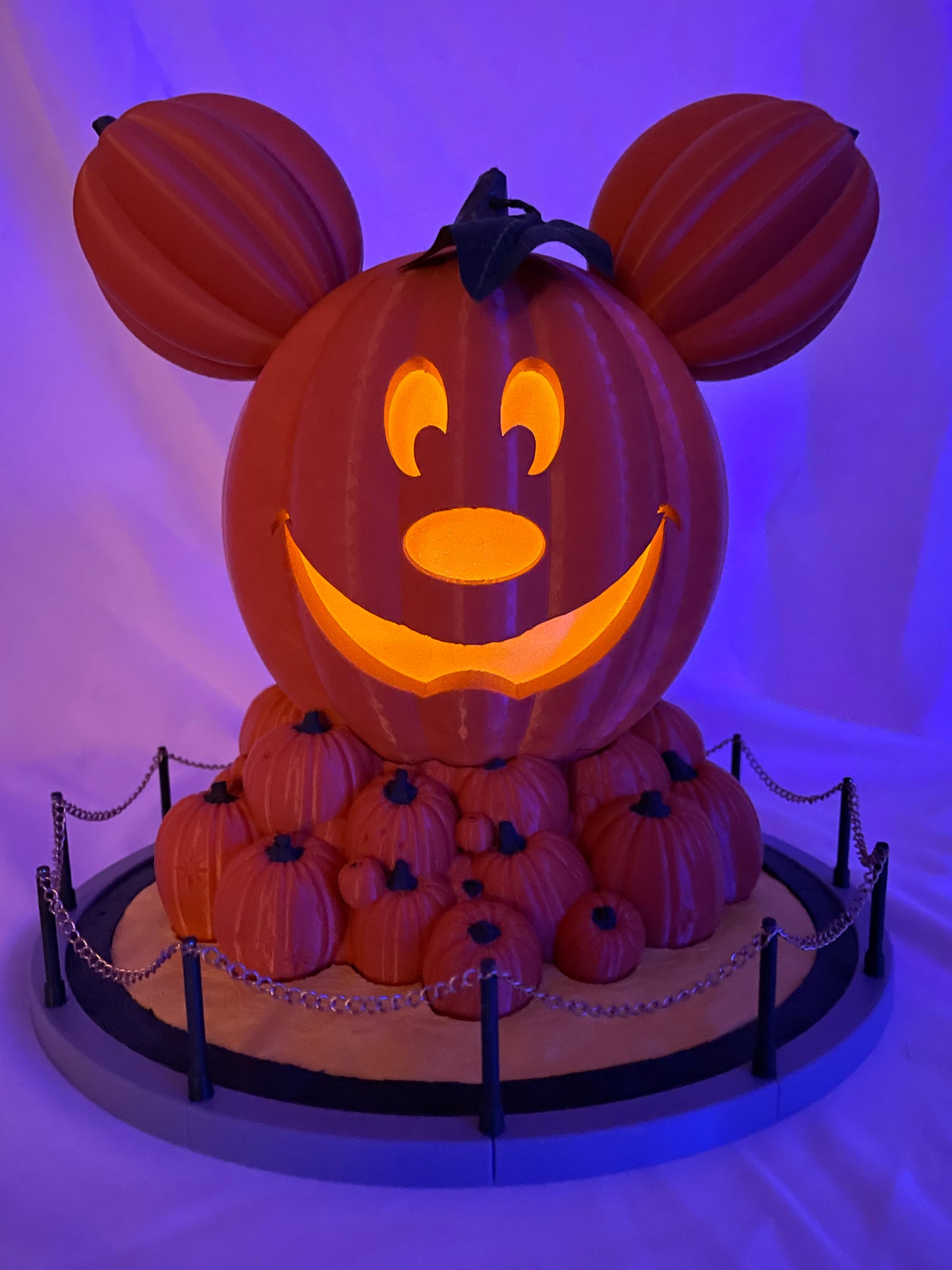Light Up Main Street Disneyland Mickey Pumpkin Complete Set (includes Pumpkin Base and Fenced Base)