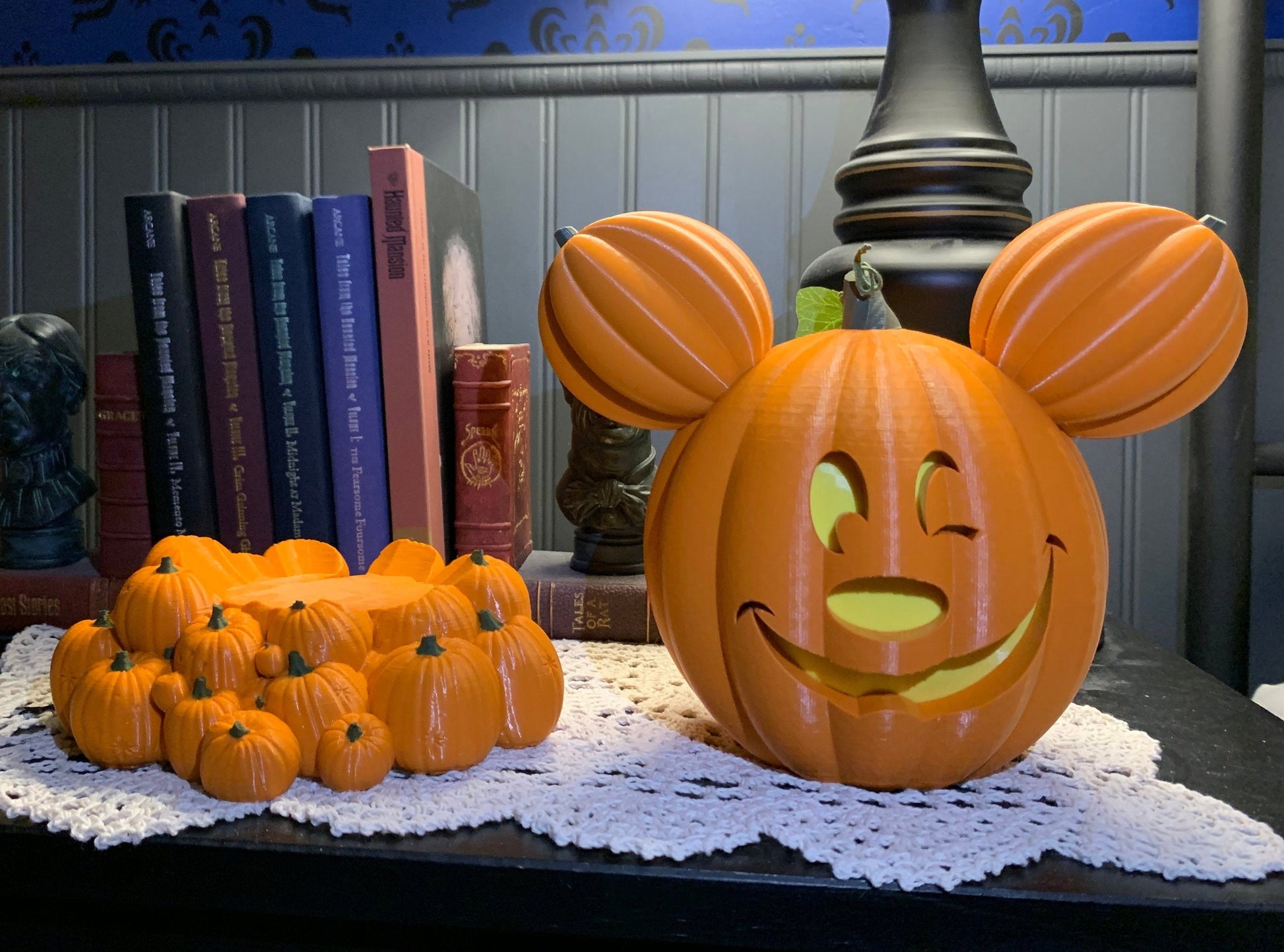 Light Up Main Street Disneyland Mickey Pumpkin Display Base (Base Only)