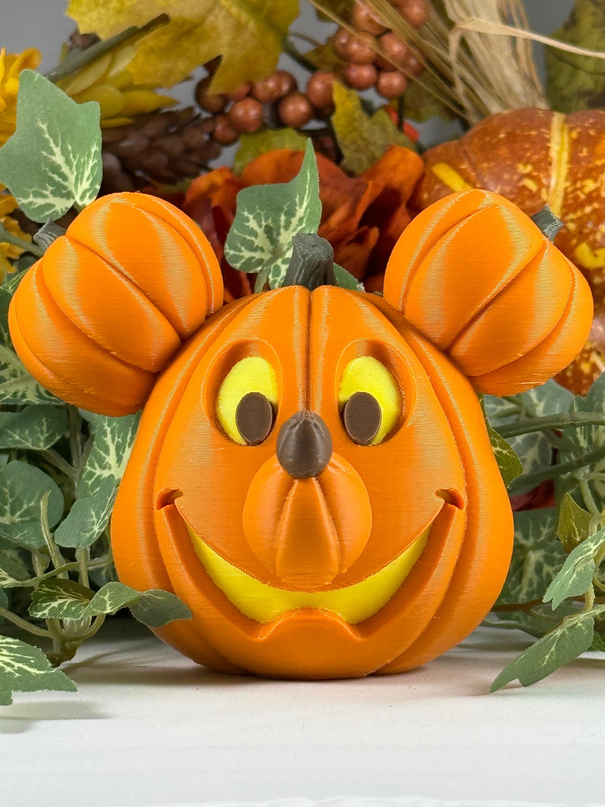 Fab 5 Disneyland Entrance Gate Mickey Pumpkin Halloween Decoration